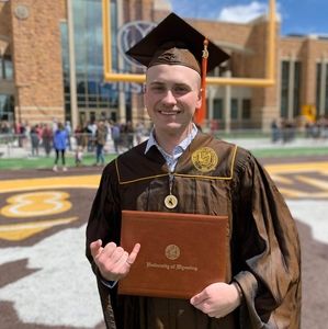 Meet your Posher, Blake